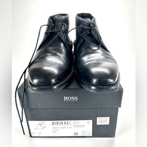 Hugo Boss blank men’s shoes in wonderful condition!